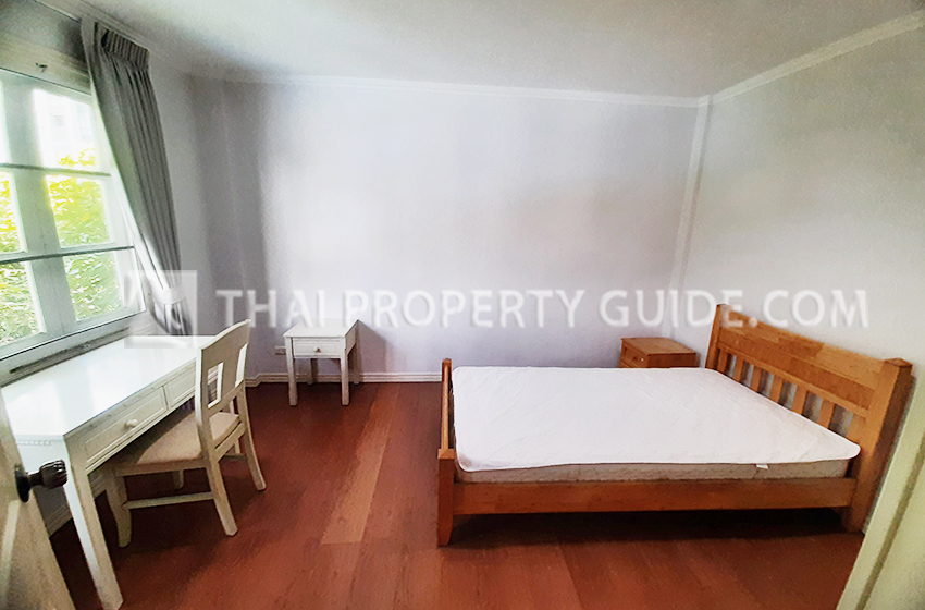 Townhouse in Sukhumvit 